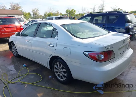 2002 Lexus Es 300 Base (A4) z USA, uszkodzony, nr VIN JTHBF30G520028626